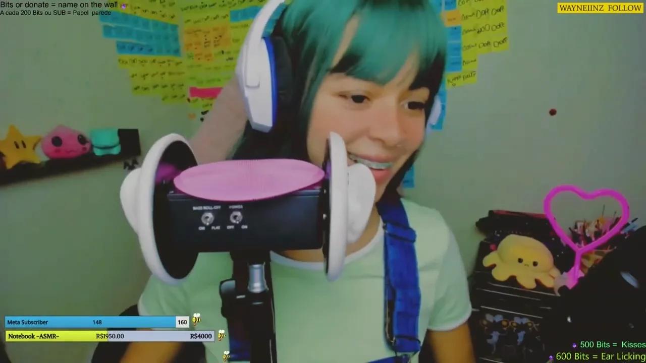 asmr-ear-licking-3dio-brazilian-cute-asmr-25