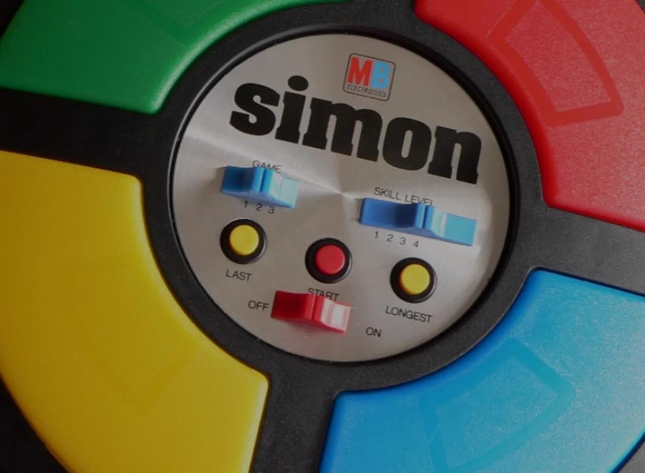 Retro 80s Simon Says Game - Simon Game - Pin
