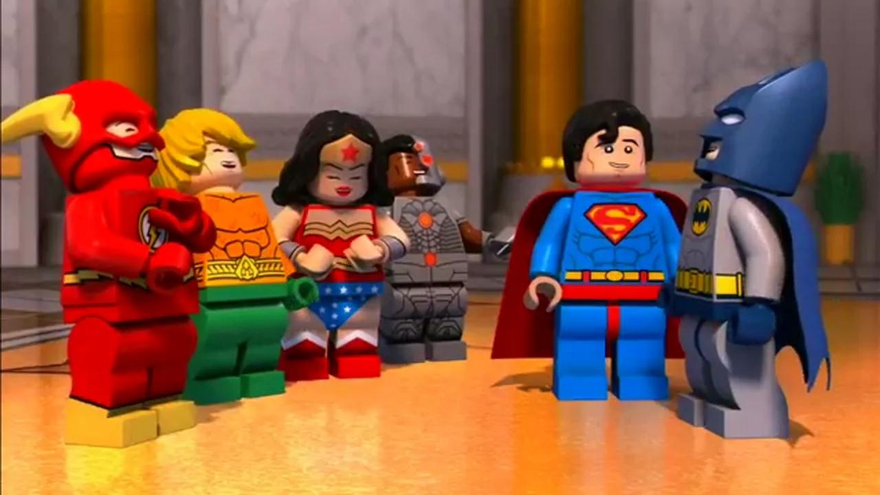 Lego DC Comics Superhéroes: Batman Asediado (El cortometraje animado de TV  de 2014 completo)