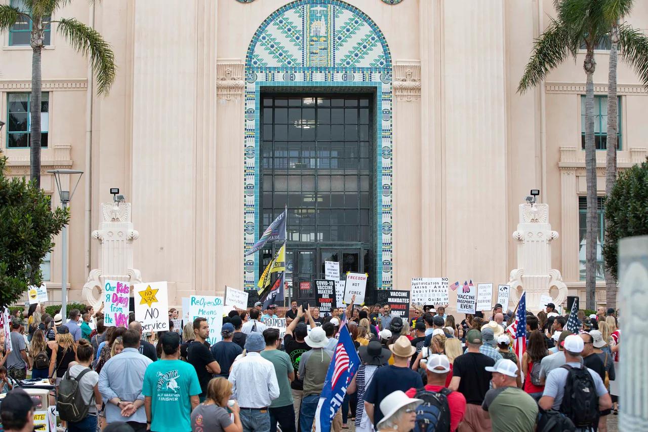 400 People rally at a Rally of a Lifetime