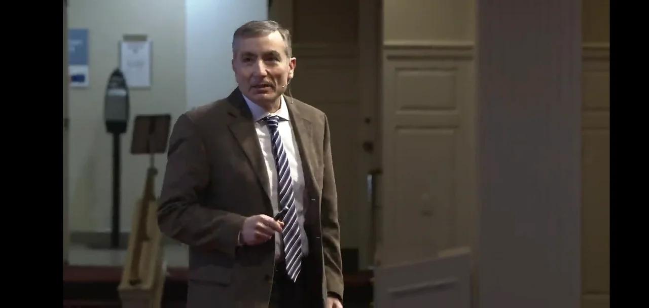 Dr James Tour The Mystery Of The Origin Of Life