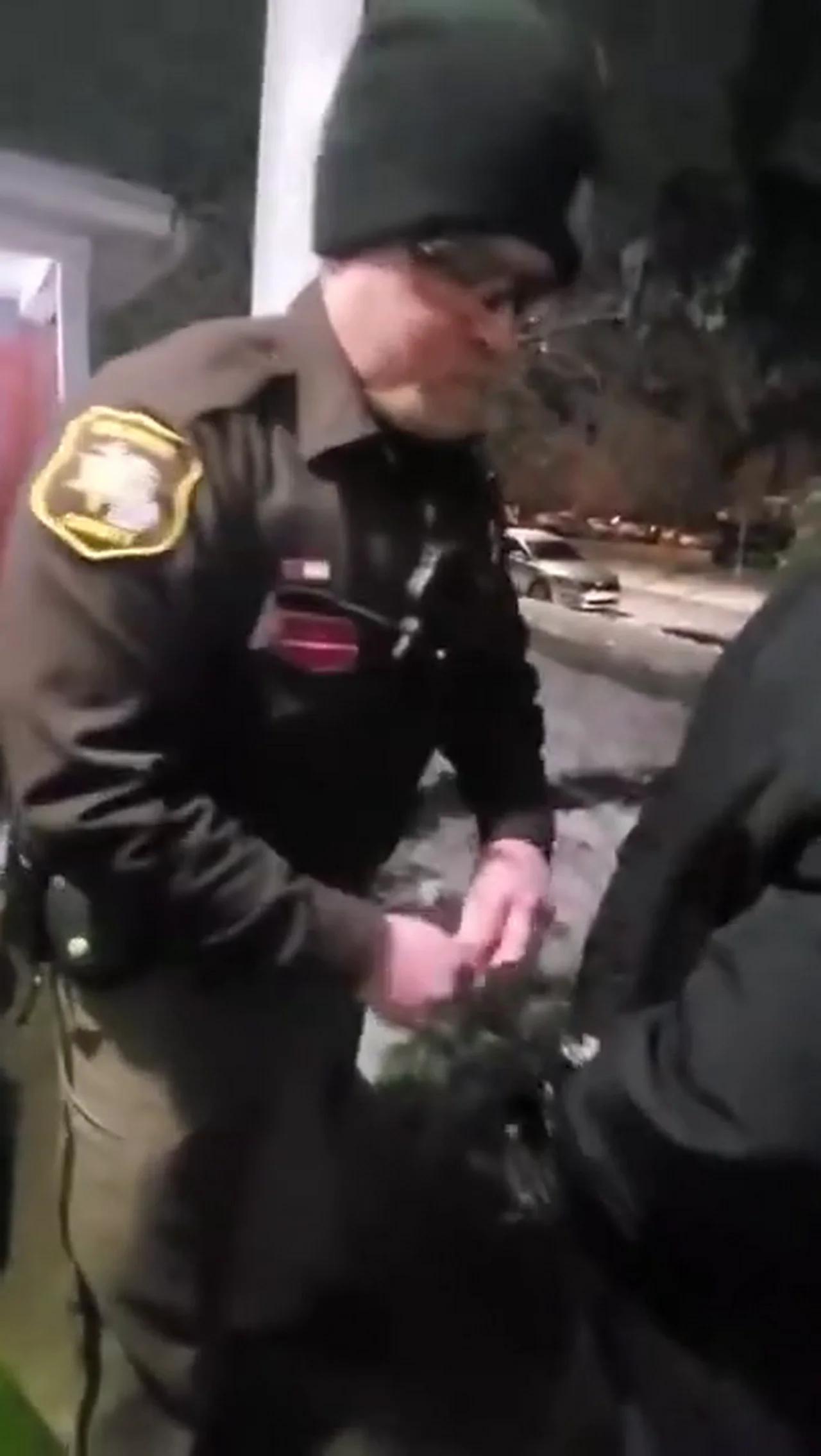 Calhoun County Mi.Police Citizen - ikx9av2