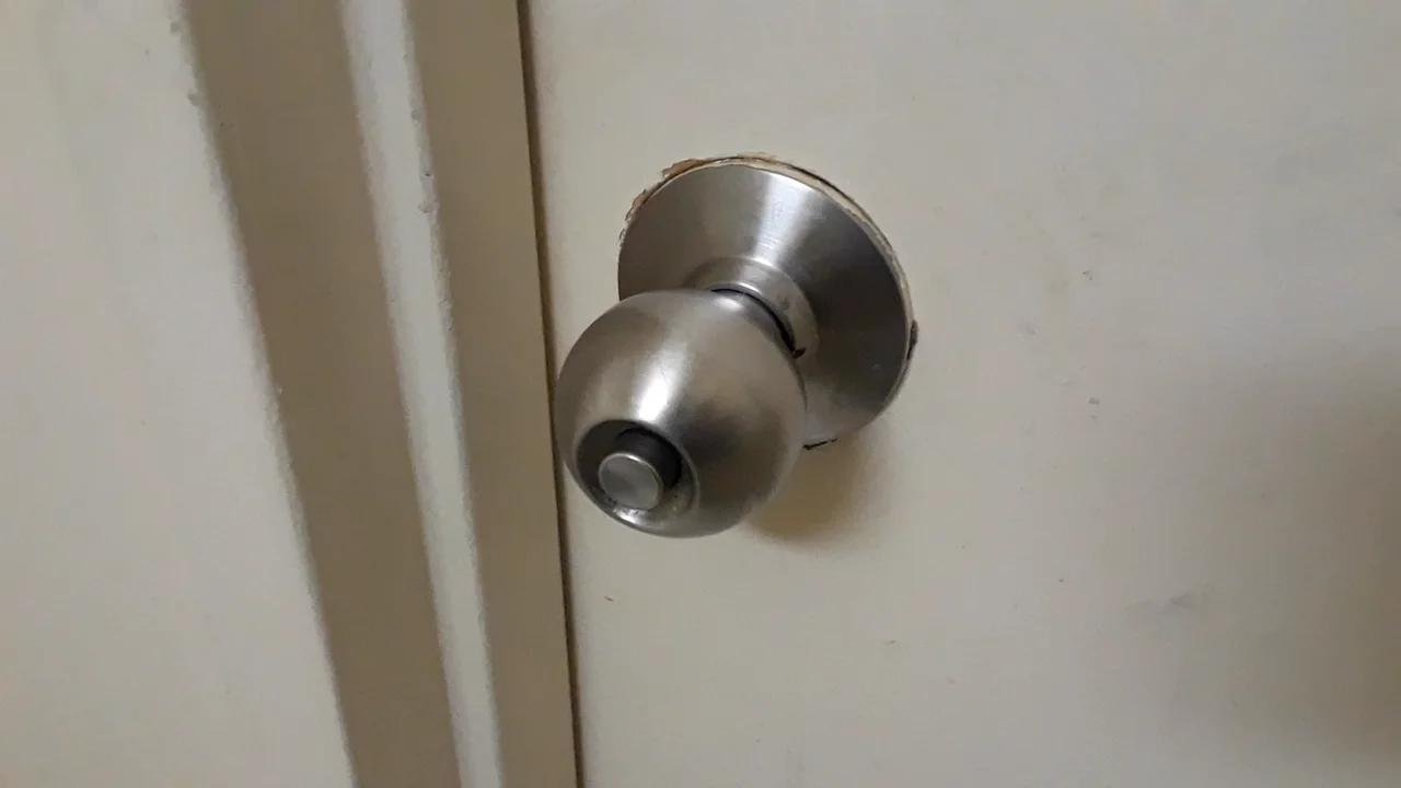 wiki how to open door