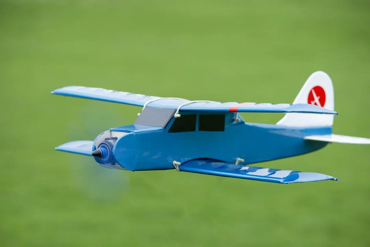 RC model airplanes - Build & Fly | Joyplanes.com