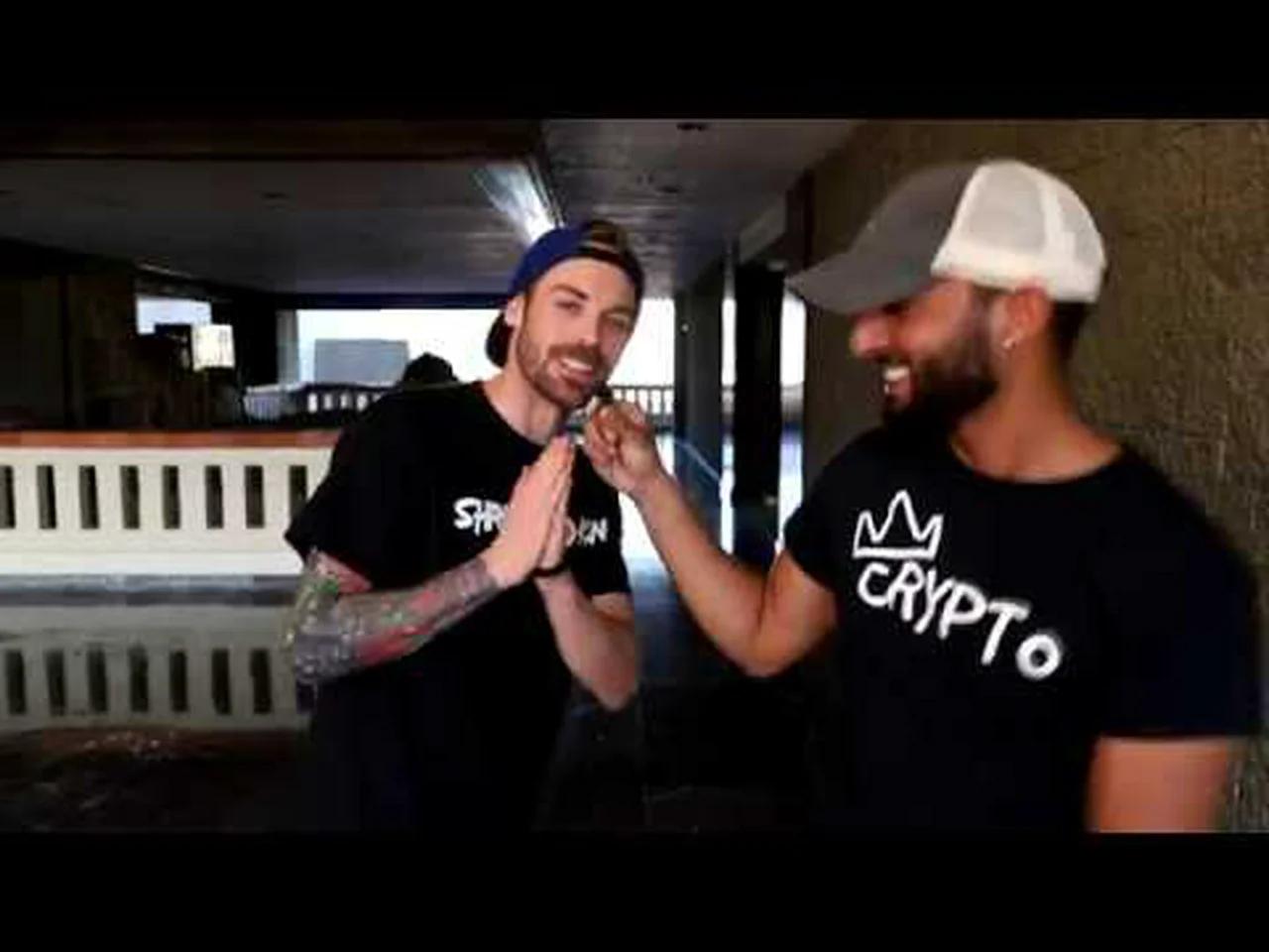 Crypt0 Interviews Patrick Leach AKA Digest Yourself (Shred Token) @ Anarchapulco 2018