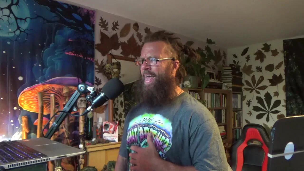 Holy Moses. Another crazy singing lesson. This one with Spencer Welch, 'Singing Ignition' in Canada.
