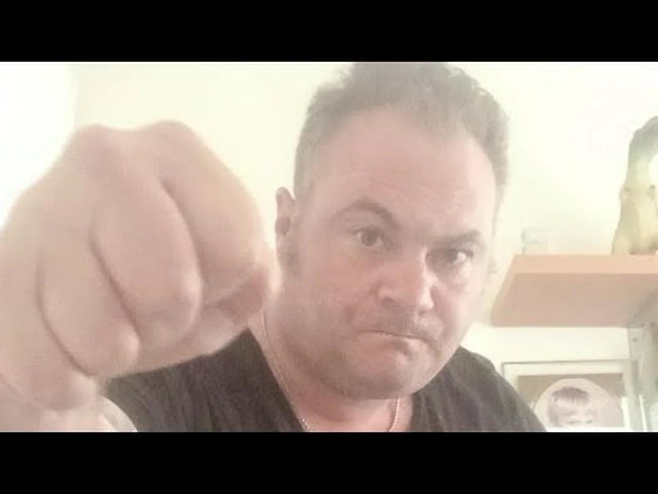 sunday-fitness-10-minute-fitness-livestream-shout-to-in-the-lap-of