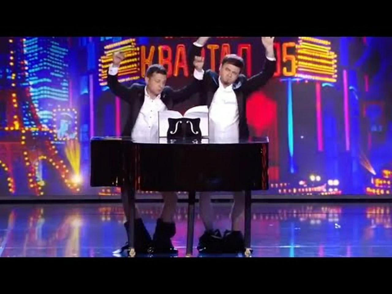 Zelensky plays piano with...