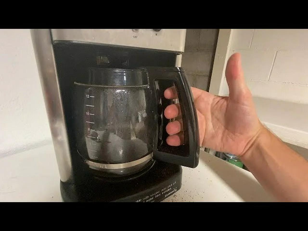 Elevate Your Home Brewing with Cuisinart's Programmable Coffee Maker!