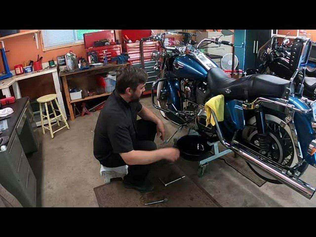 2006 ROAD KING PRIMARY OIL CAPACITY intelligence overview