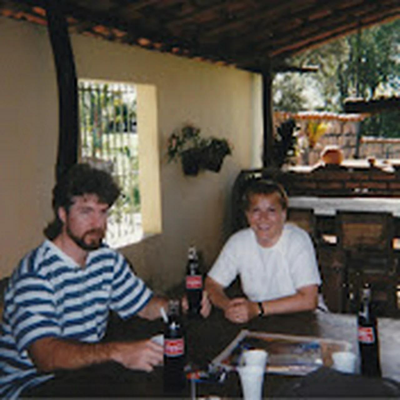 Stunning Off-Grid Apartment In Desert image
