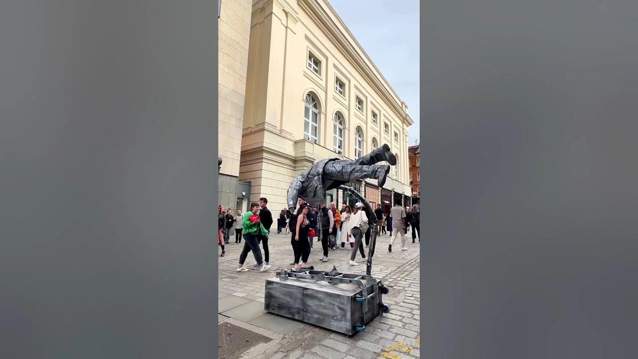 Street Acting with public interaction and reactions 11.#livingstatue # ...