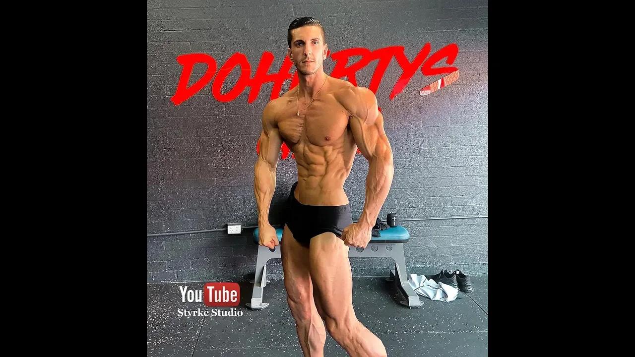 Shredded Fitness Model FIBO Muscle Pump Jordan Madaschi Styrke Studio
