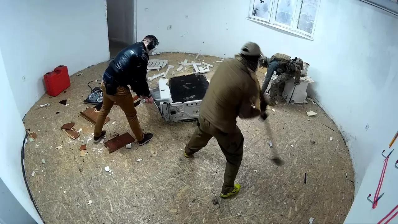 FURY ROOM