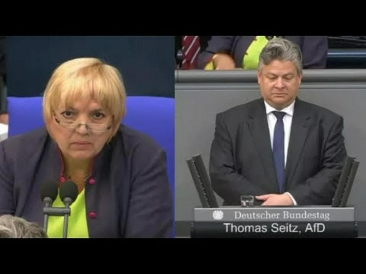 Kein Anstand, keine Moral: Claudia Roth unterbricht Gedenkminute für Susanna