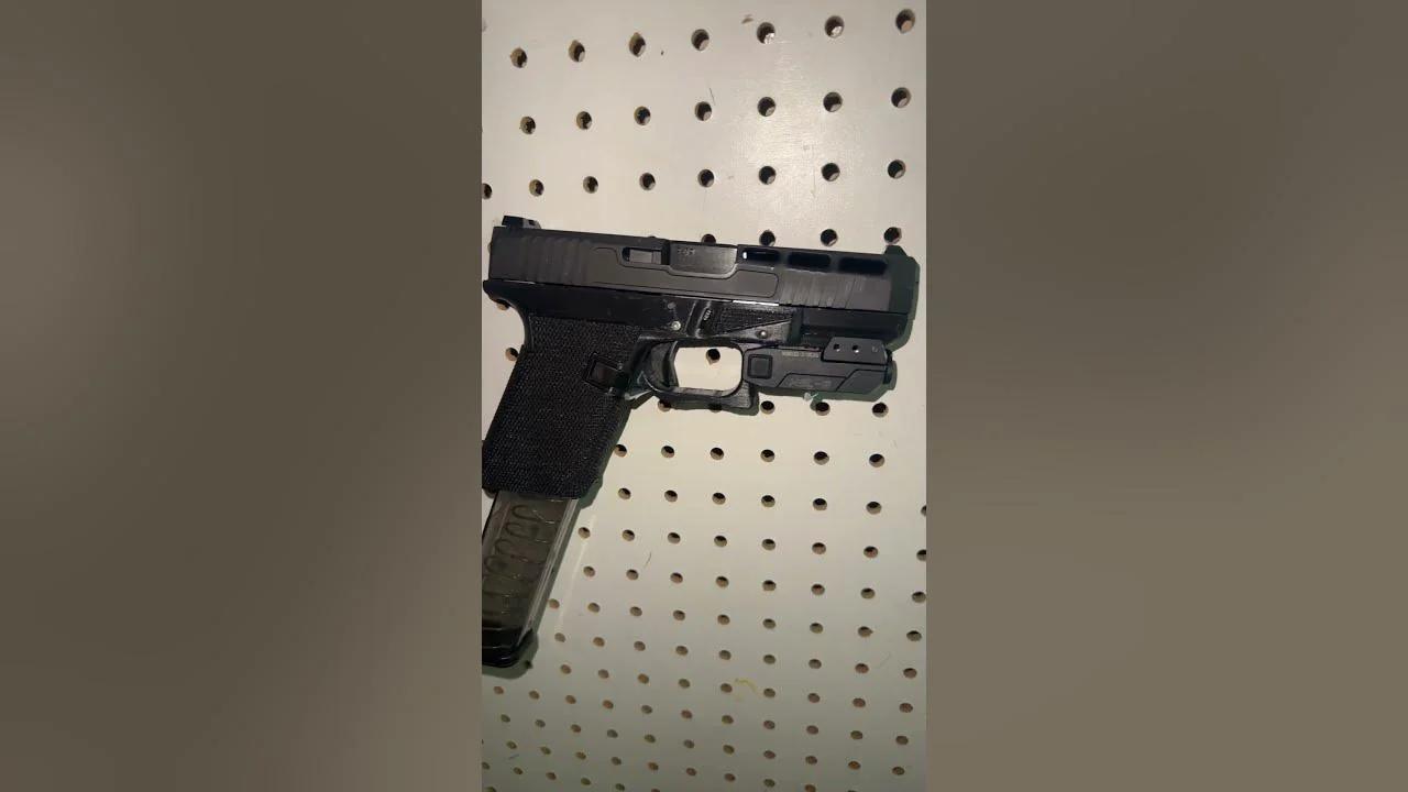 FMDA DD.19 standard stipple with PSA dagger slide on AVES rails