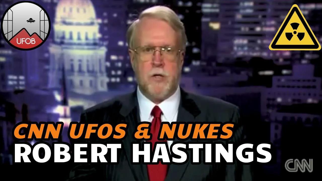 2010 🇺🇸 #UFOB [REPORT] CNN Robert Hastings on the press conference UFOs ...