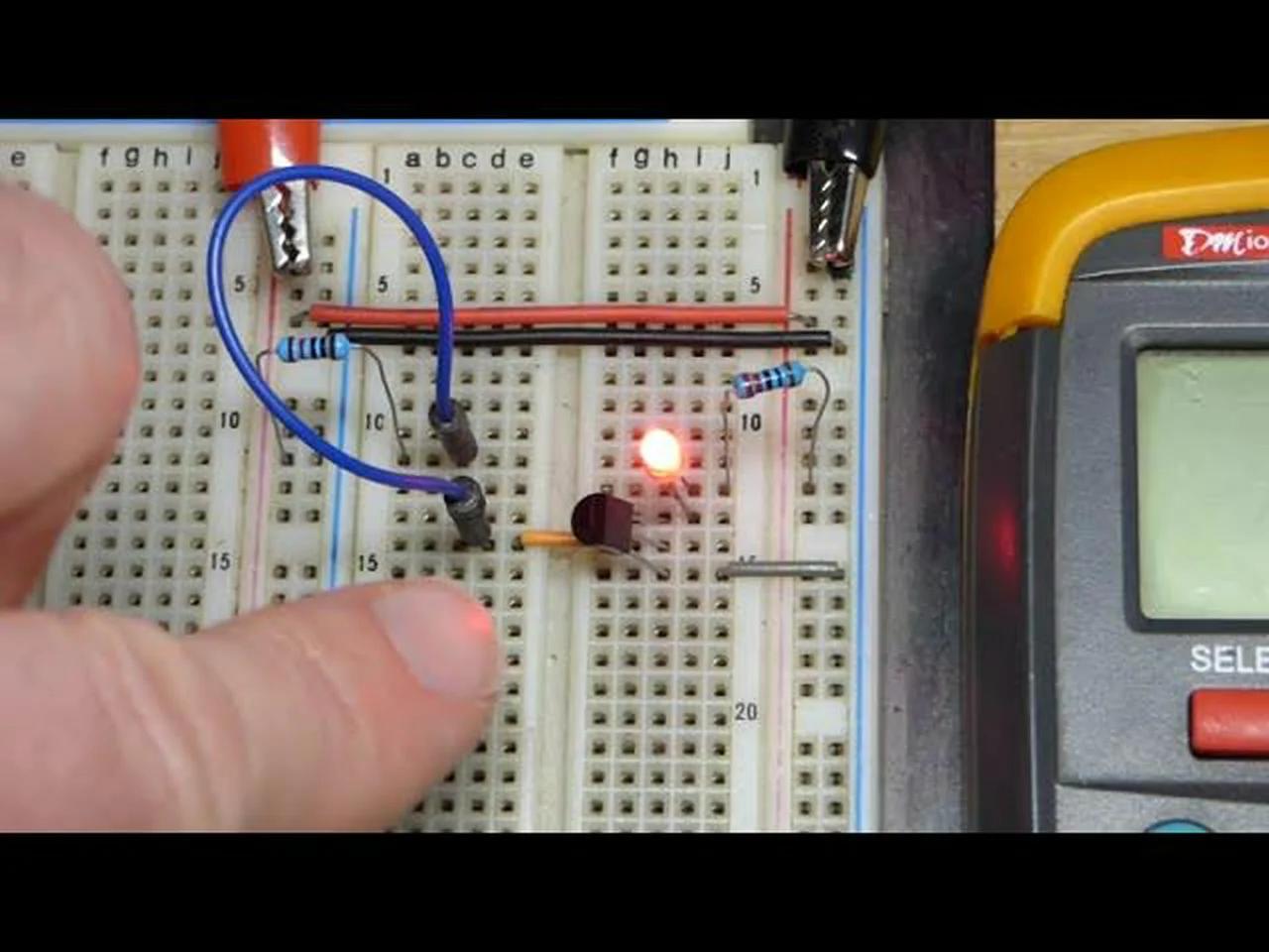 How to multimeter measure current of 2N2222 NPN BJT Transistor Base