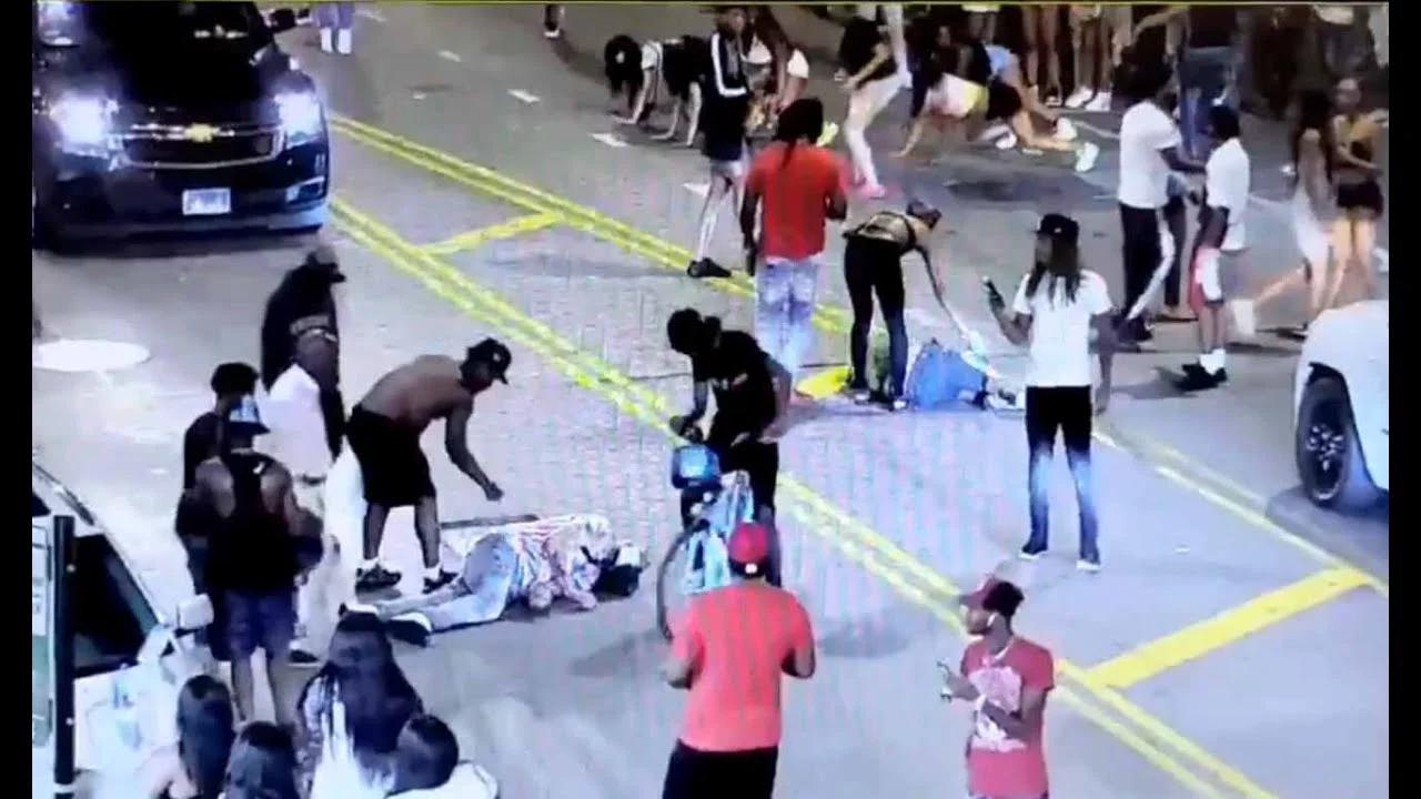 Two Men Attacked In River North Chicago