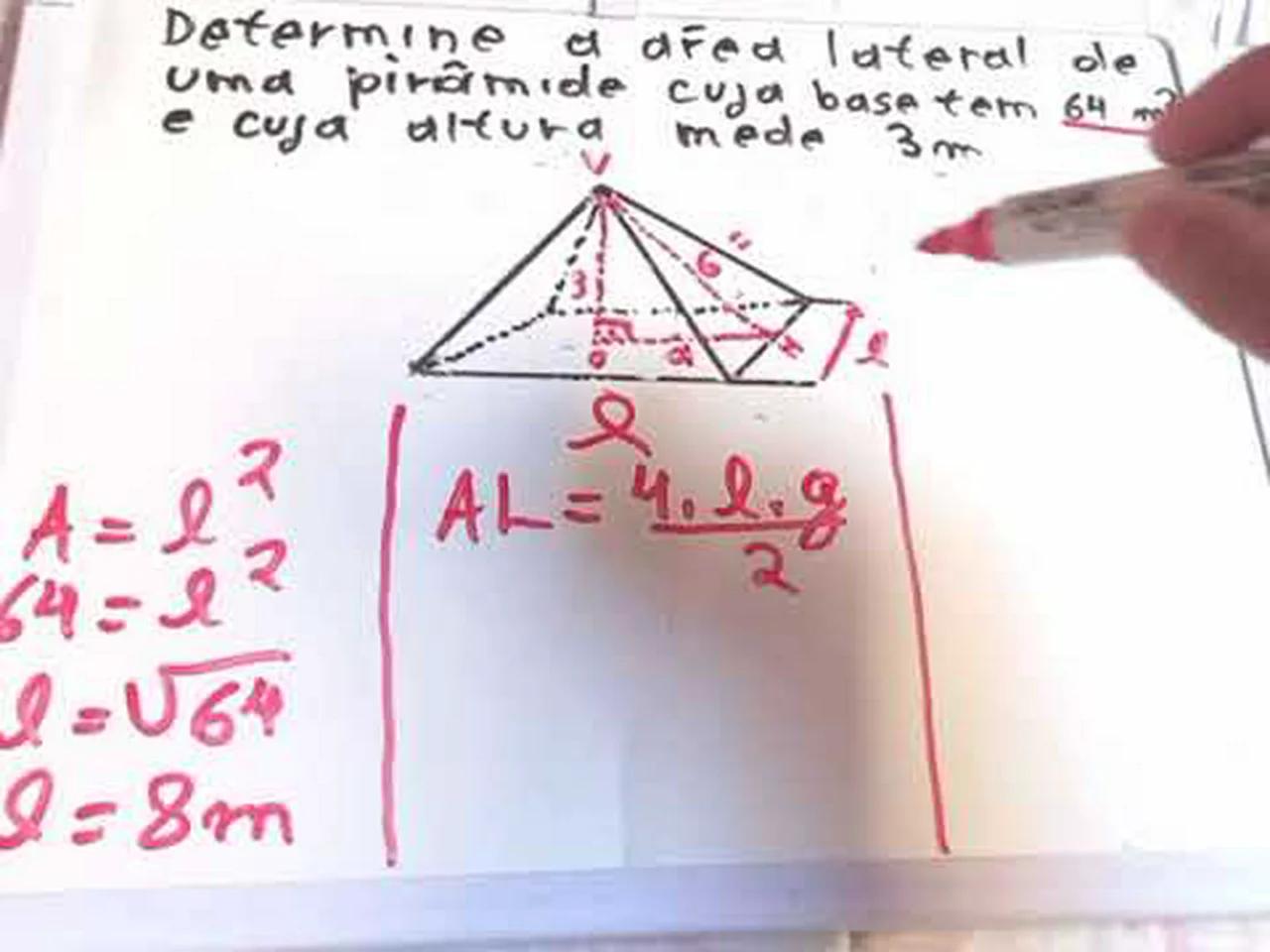 COMO CALCULAR ÁREA LATERAL DA PIRÂMIDE