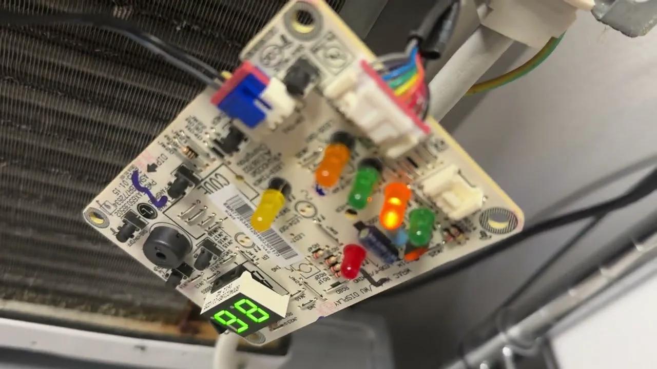 Fixing Stuck Relay in Windows AC with percussive maintenance! 🪛 #DiyGasm