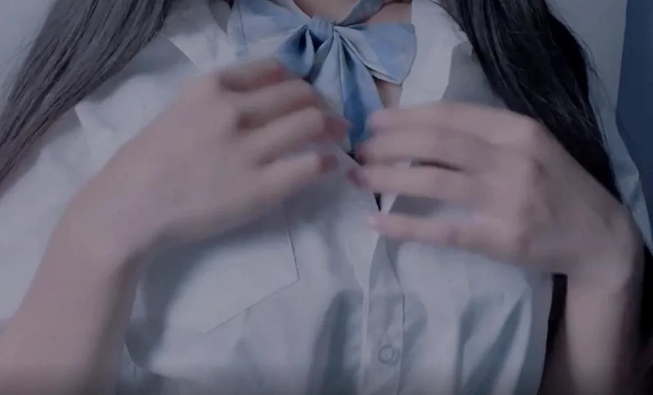 ASMR】晚婉吥想睡(桃桃奶冻咩) Jk特写| 丝袜| 足控| 福利| 娇喘| 发骚| 露底| 高能