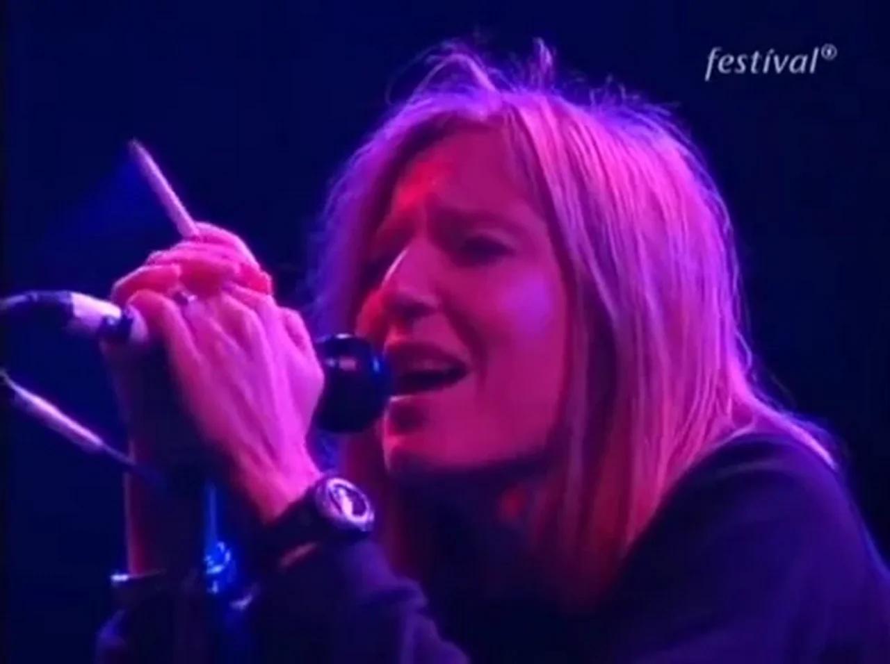 portishead-glory-box-live