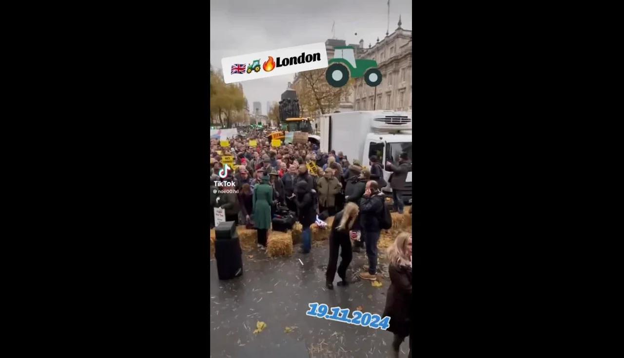 Farmers protest over inheritance tax changes in London