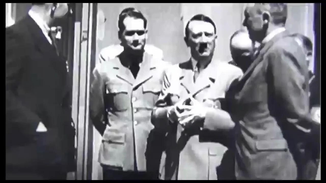 “INVERTED TRIANGLE OF DEATH” HAND SIGN: Adolf Hitler and Donald Trump ...