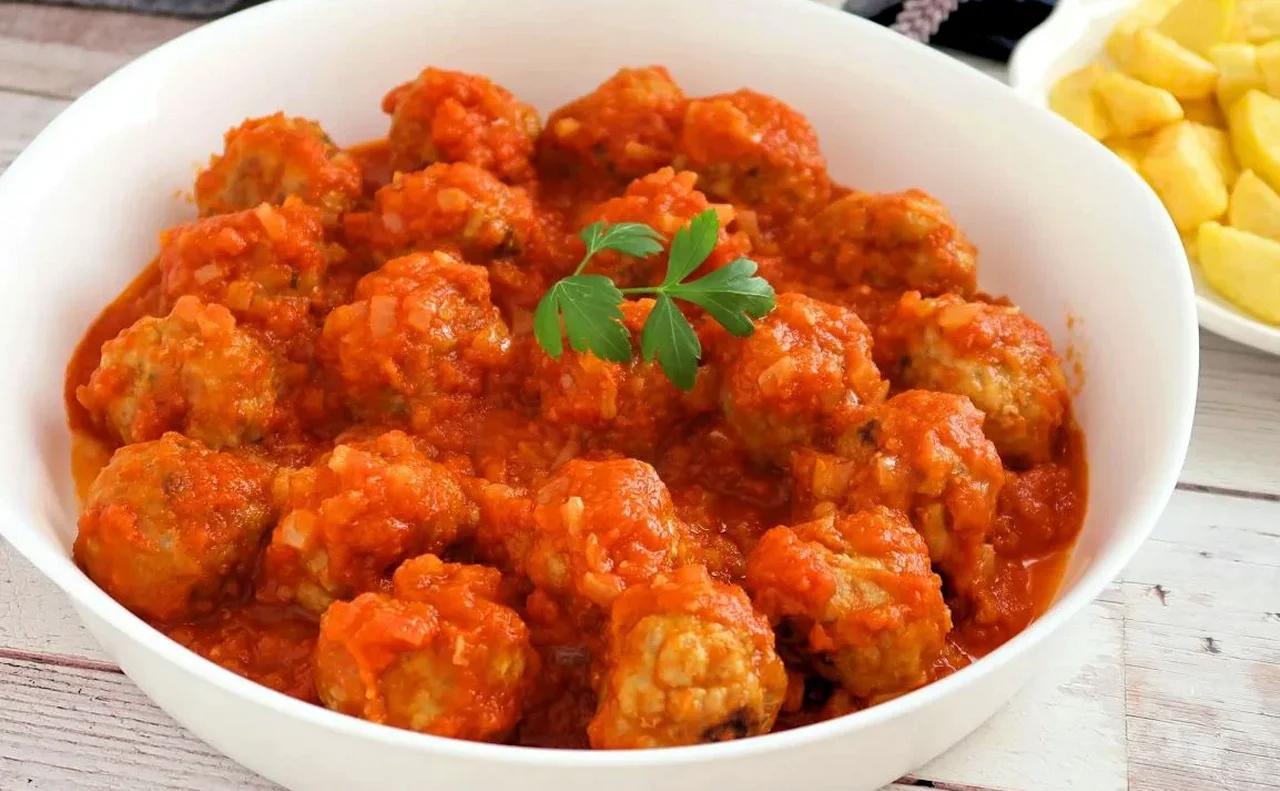 Albóndigas Con Tomate Receta Fácil Para Triunfar