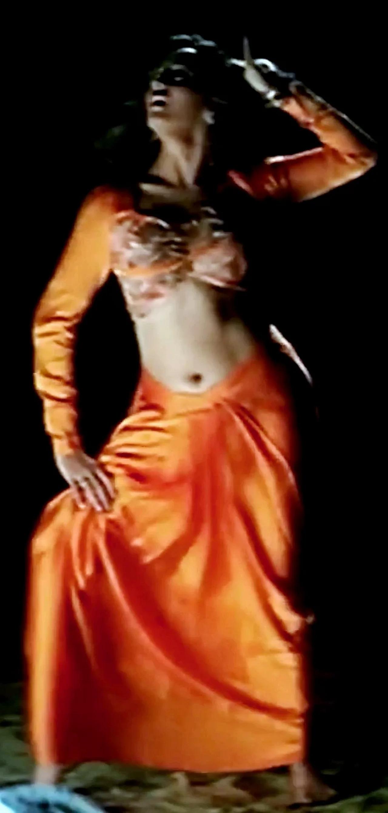 Madhuri dixit nude