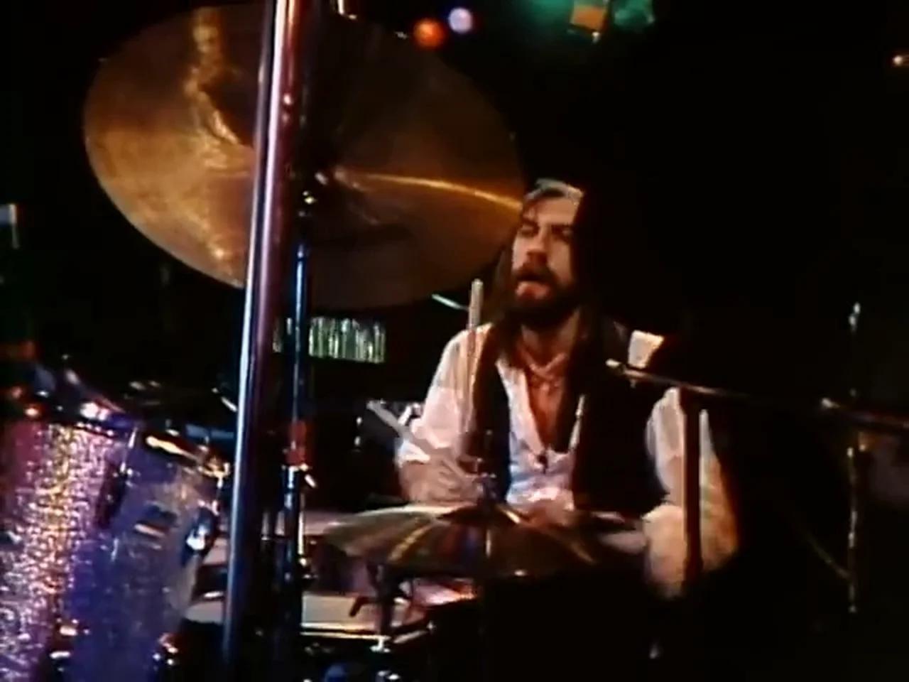 Fleetwood Mac Don T Stop Official Music Video