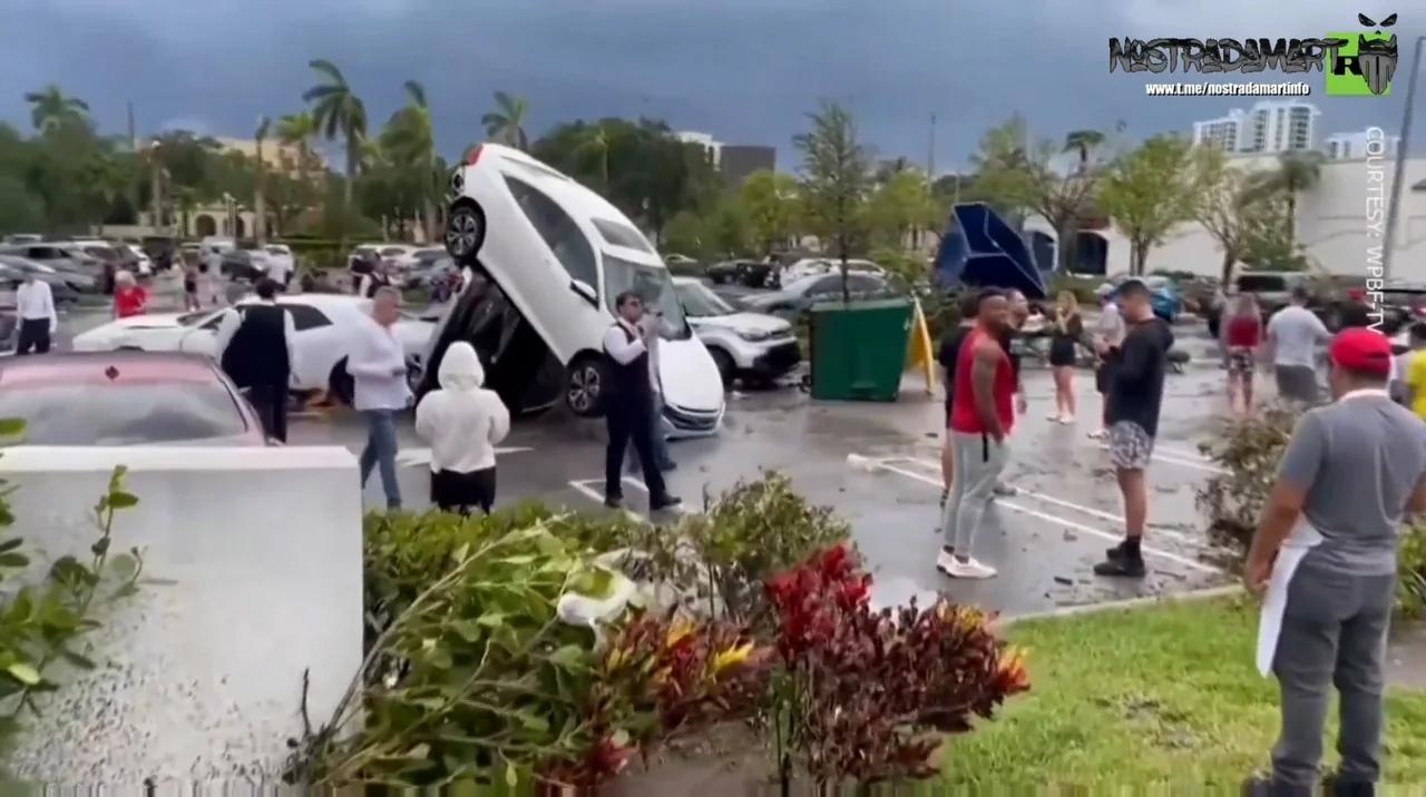 Ураган ian во флориде. Ураган во флориде 2022. Ураган иэн флорида. Ураган во флориде. Стихийные бедствия ураган.