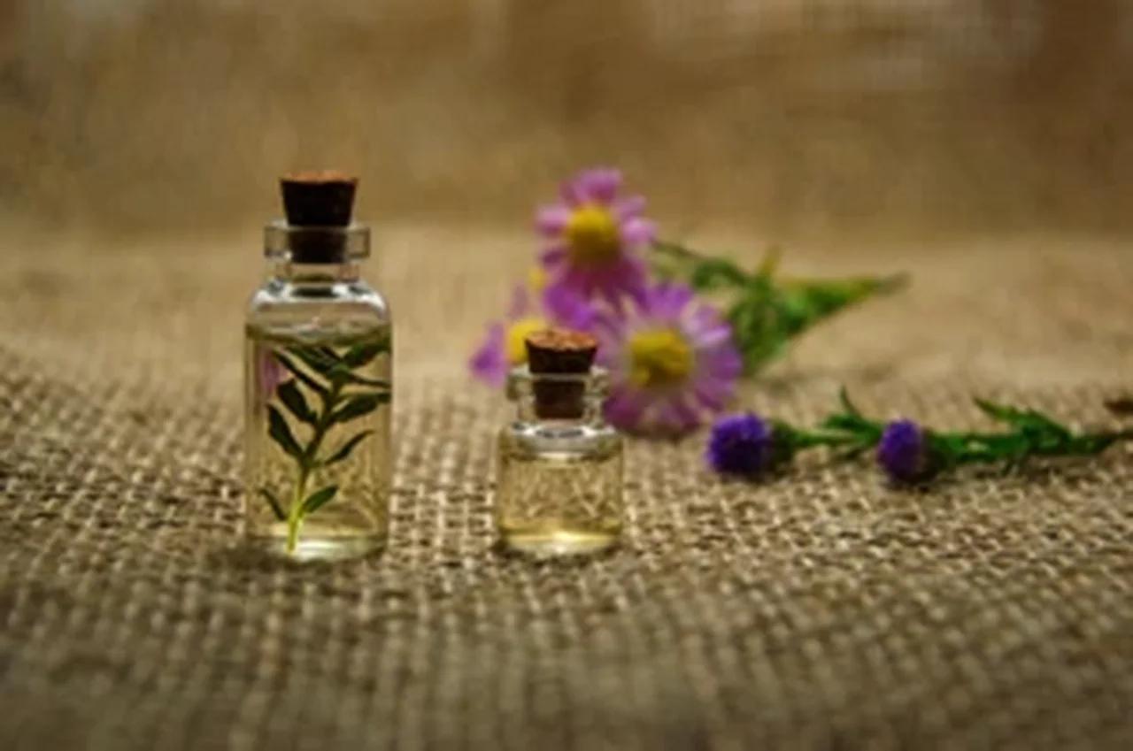 Traitement antibiotique naturel puissant avec les huiles essentielles — free download
