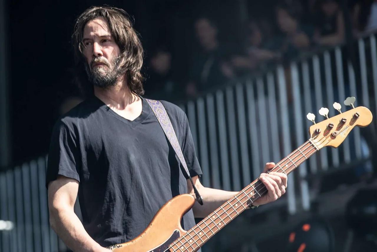 Keanu Reeves coming to rockstar concert
