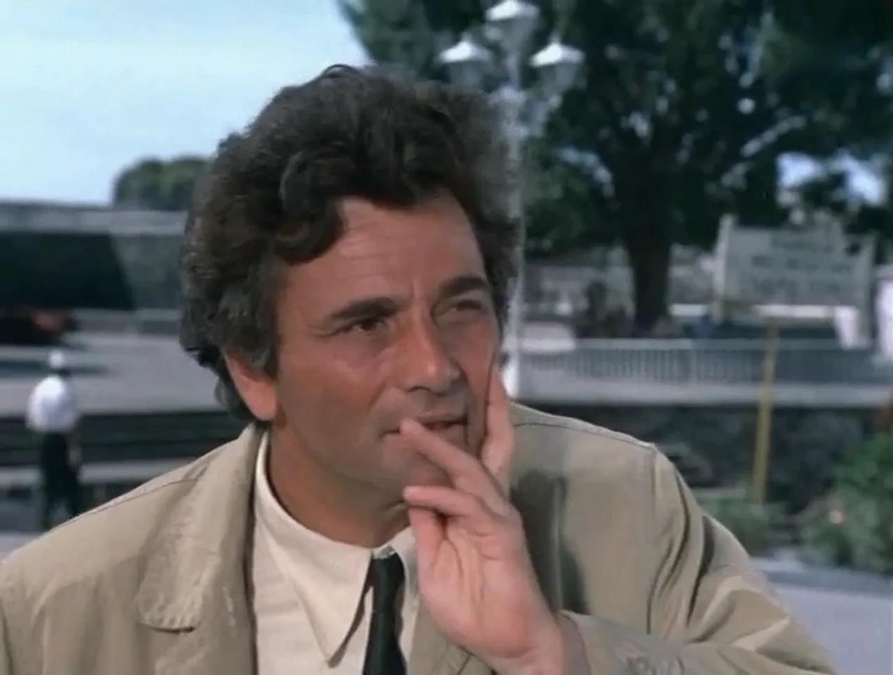 Columbo-35-Question d'honneur film policier 1976