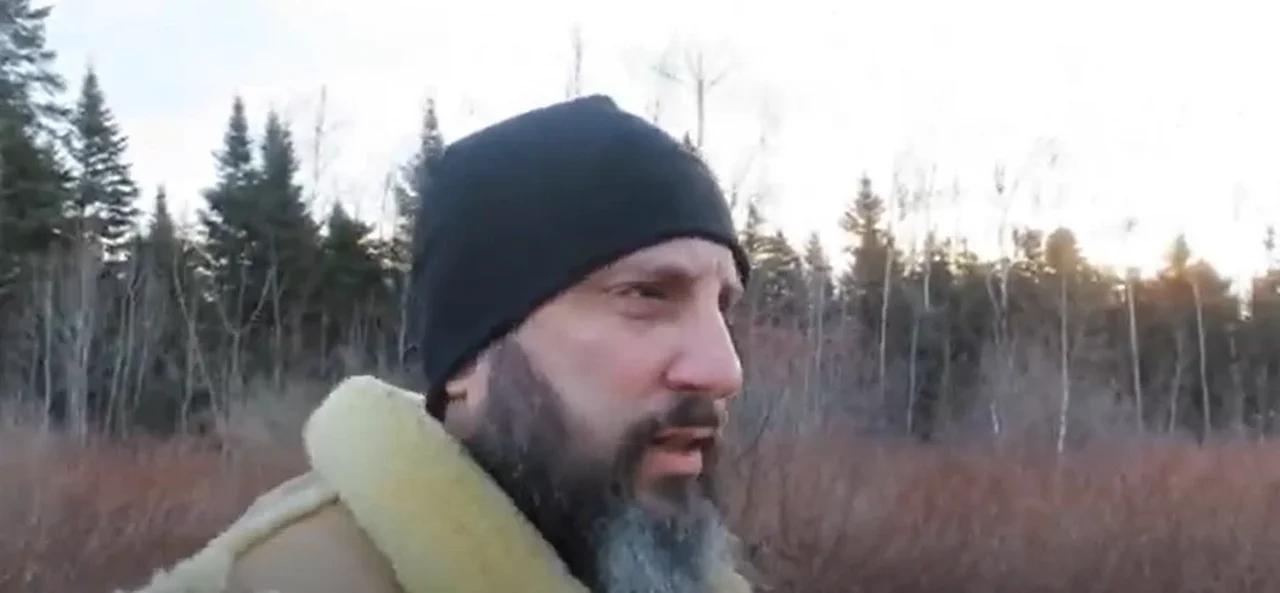 the-difference-between-king-james-onlyists-and-new-versionists-mirror