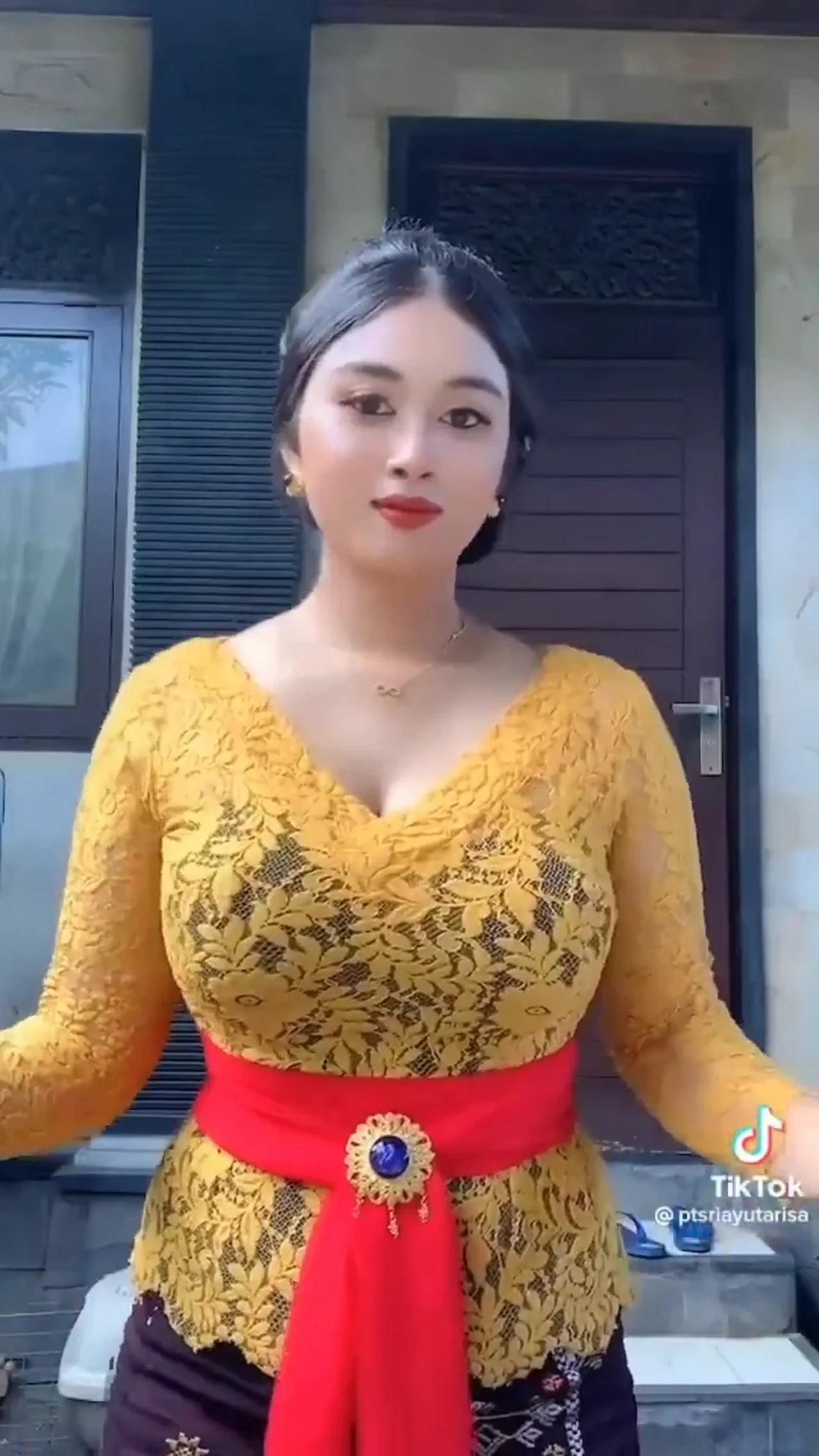 Bigo live sri ayu tarisa (17)