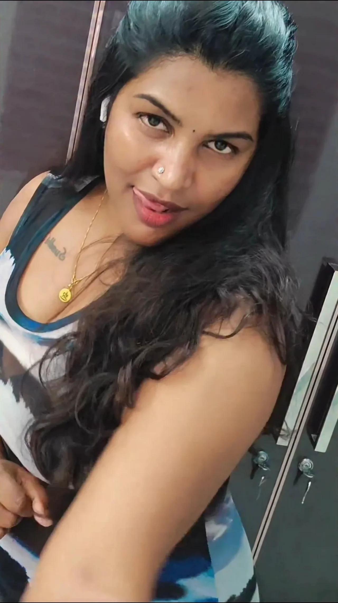 Reshma Rechu Hot