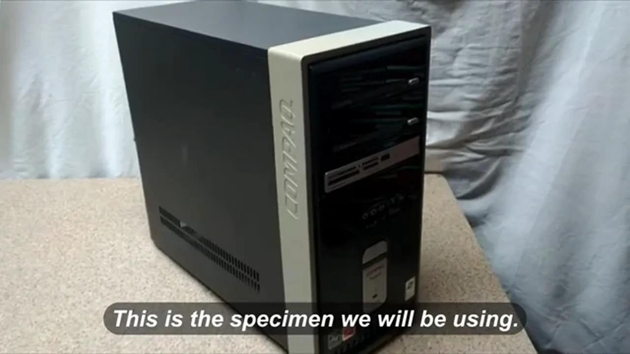 can a 15 year old computer run windows 11