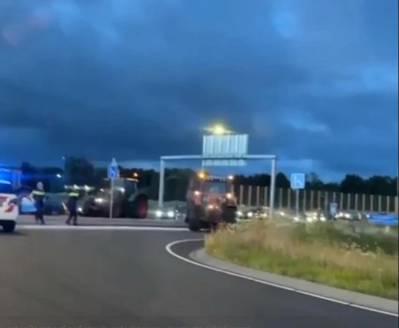 Niederlande: Polizei schießt scharf auf streikende Bauern - Proteste ...