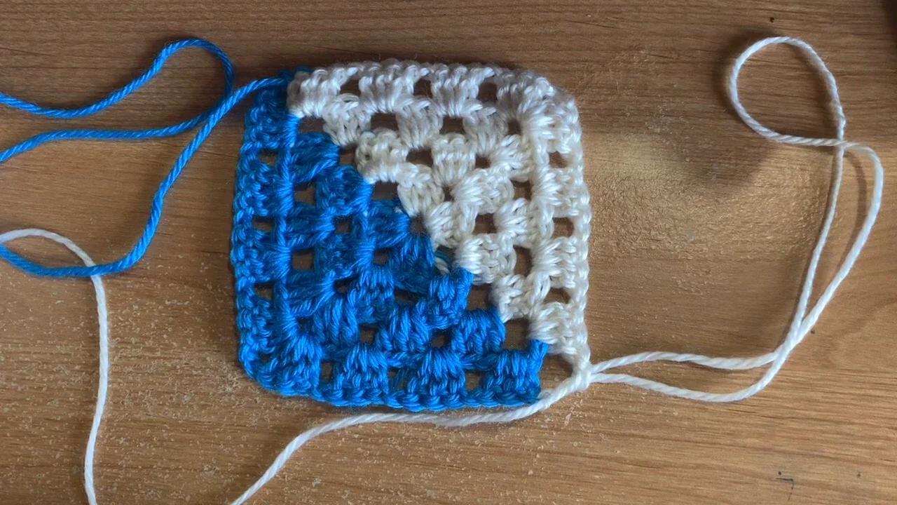 Crochet Tutorial  Two Tone Granny Square