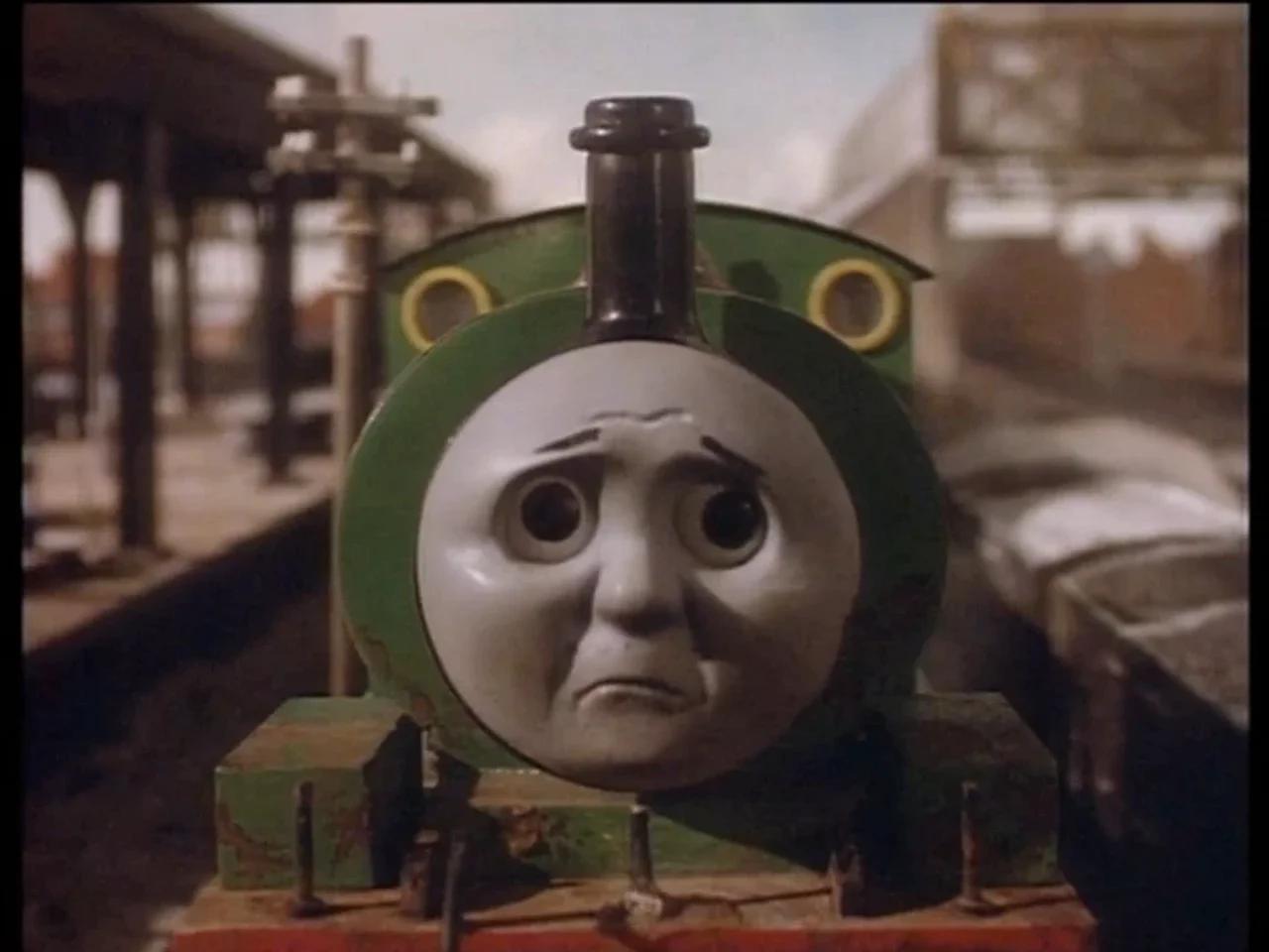 thomas-friends-series-02-episode-11-percy-takes-the-plunge-uk