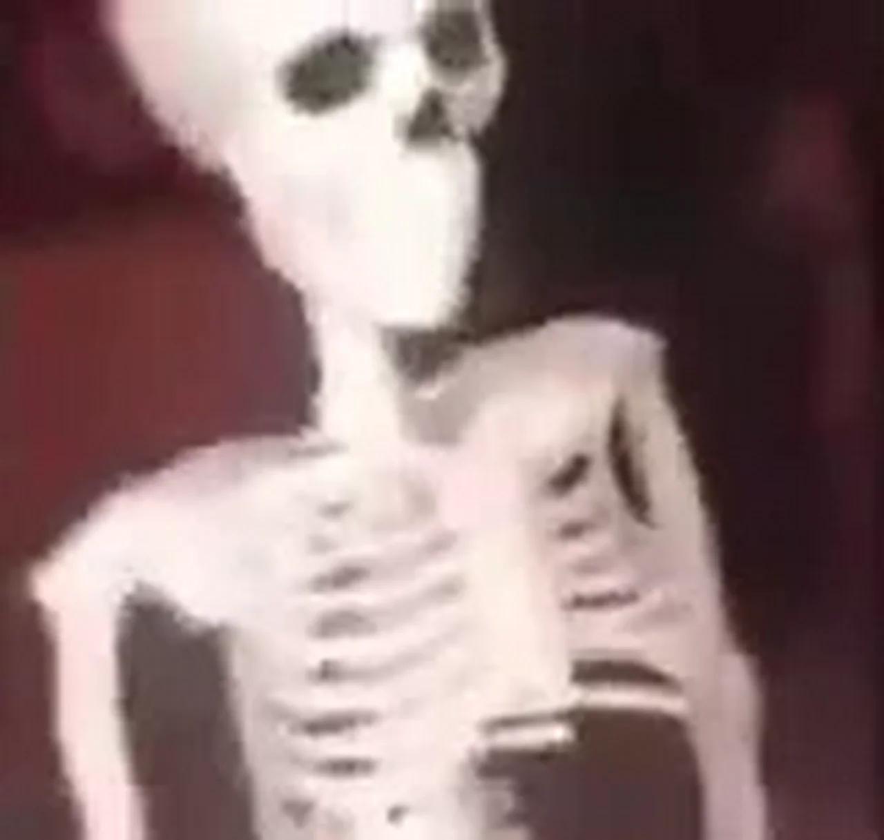 da skeleton meme
