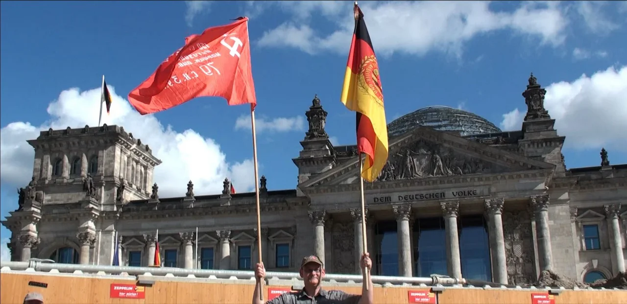 Kundgebung für die Entnazifizierung von Deutschland GG139 Reichstag Berlin 24.09.2023